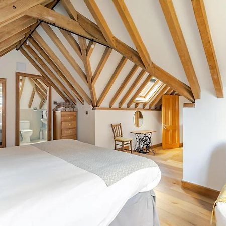 เฮิร์สต์ฟาร์ม Bed & Breakfast Crockham Hill ภายนอก รูปภาพ